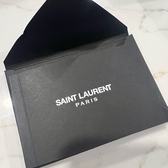 Saint Laurent Nero Pumps - Picture 5 of 6